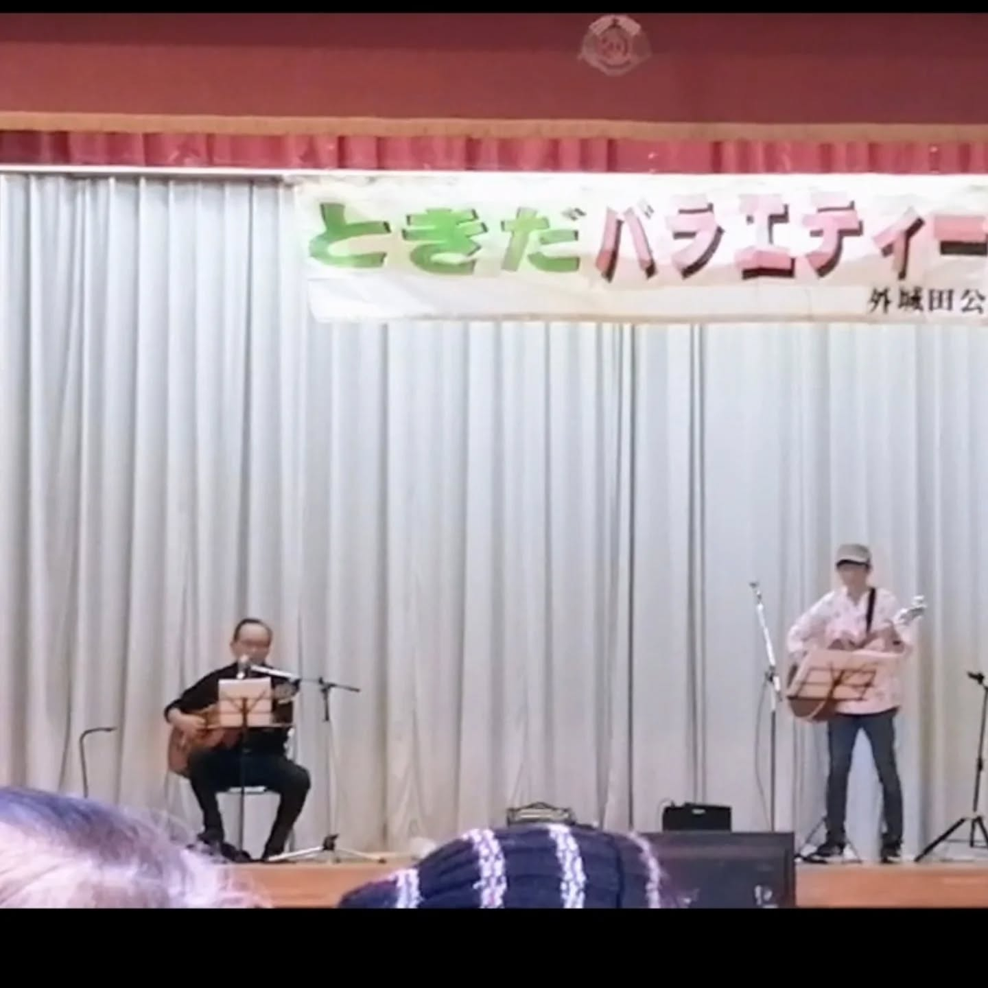 写真は昨年末結成して初のライブ写真